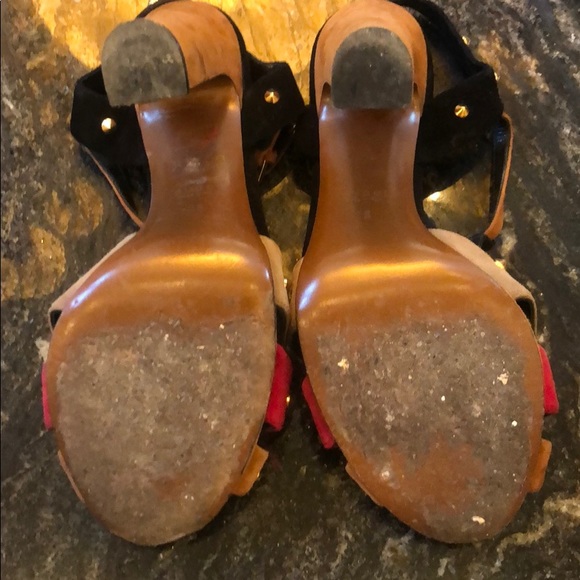 GUCCI HEELS - Picture 4 of 8